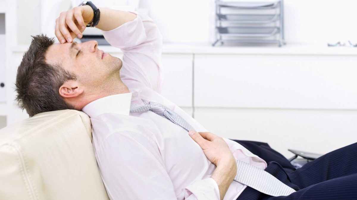 Miért, magas vérnyomás mellett szeretne aludni: a hipertónia okozhatja-e az álmosságot?
