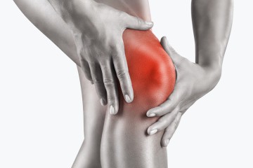 fájdalom a csukló hajlítása során erős hátfájás mozgás közben