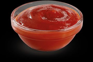 ketchup tálban