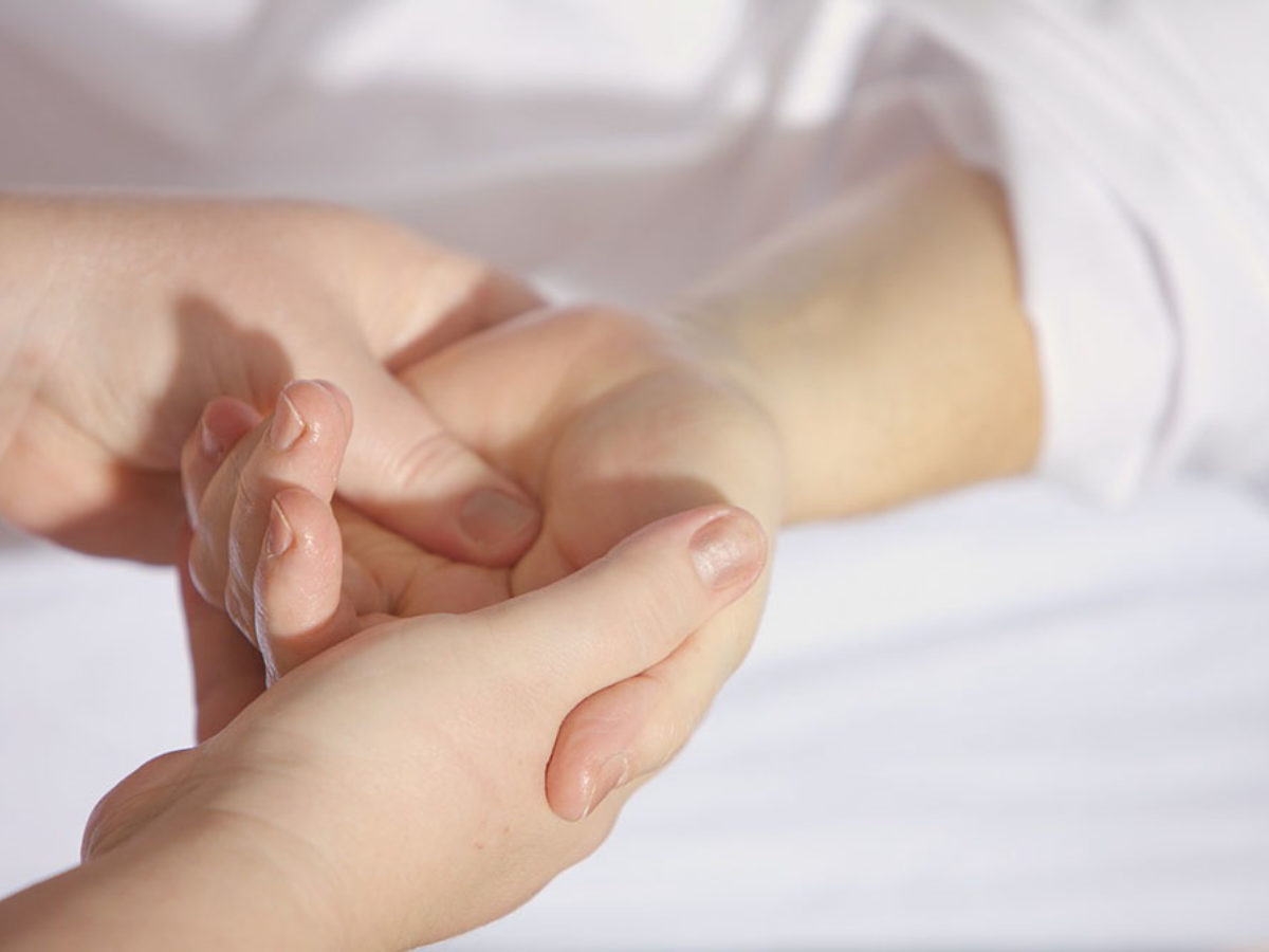 Az ujjak ízületi betegségei, tünetei és gyógyítása