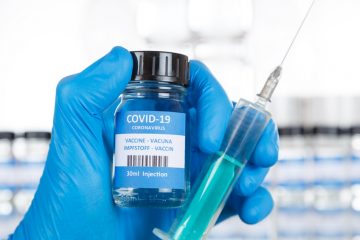COVID, vakcina